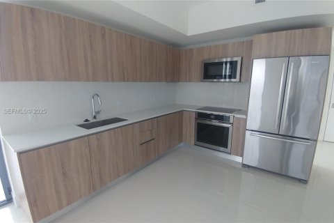 Купить кондоминиум в Авентура, Флорида 1 спальня, 87.05м2, № 1992415 - фото 2