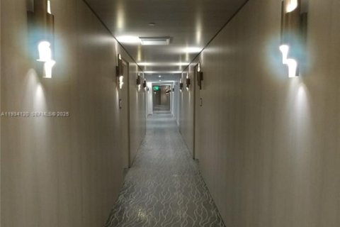 Купить кондоминиум в Авентура, Флорида 1 спальня, 87.05м2, № 1992415 - фото 15