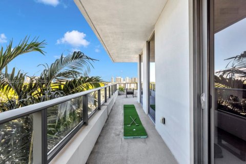 Condo in Aventura, Florida, 1 bedroom  № 1992415 - photo 21