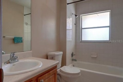 Condo in Lakeland, Florida, 3 bedrooms № 1915724 - photo 26