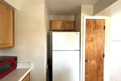 Condo in Lakeland, Florida, 3 bedrooms  № 1915724 - photo 5