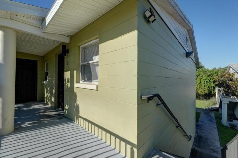 Condo in Lakeland, Florida, 3 bedrooms № 1915724 - photo 12