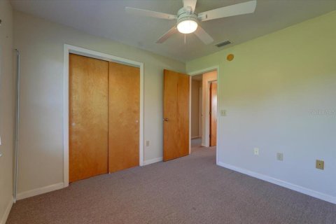 Condo in Lakeland, Florida, 3 bedrooms № 1915724 - photo 25