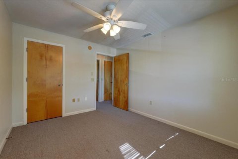 Condo in Lakeland, Florida, 3 bedrooms № 1915724 - photo 22