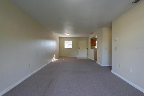 Condo in Lakeland, Florida, 3 bedrooms № 1915724 - photo 13