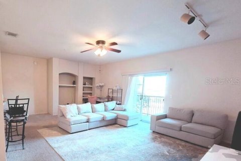 Condo in Lake Mary, Florida, 2 bedrooms  № 1810596 - photo 2