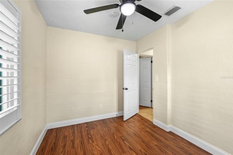 House in Winter Park, Florida 2 bedrooms, 85.84 sq.m. № 2380423 - photo 17