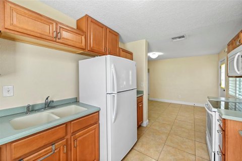House in Winter Park, Florida 2 bedrooms, 85.84 sq.m. № 2380423 - photo 10