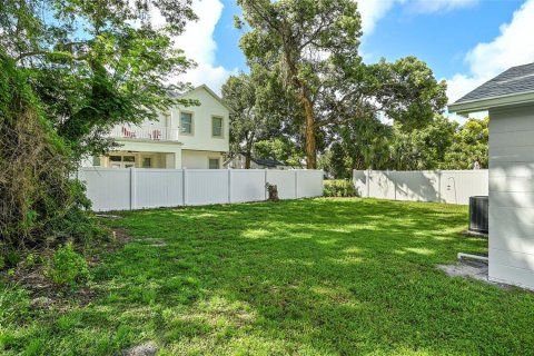 House in Winter Park, Florida 2 bedrooms, 85.84 sq.m. № 2380423 - photo 25