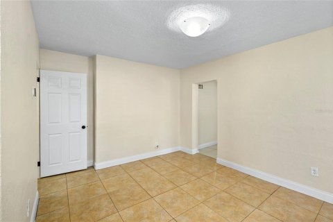 House in Winter Park, Florida 2 bedrooms, 85.84 sq.m. № 2380423 - photo 11
