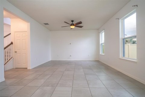 House in Kissimmee, Florida 3 bedrooms, 198.07 sq.m. № 2344952 - photo 11