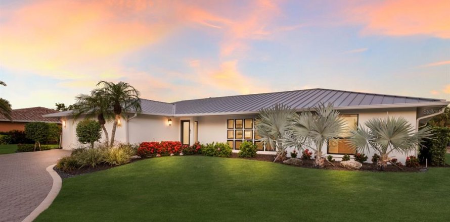 House in Longboat Key, Florida 3 bedrooms, 209.31 sq.m. № 1831865