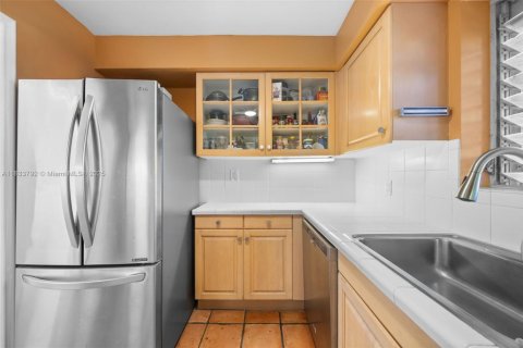 Condominio en venta en Fort Lauderdale, Florida, 1 dormitorio, 117.52 m2 № 1834313 - foto 10