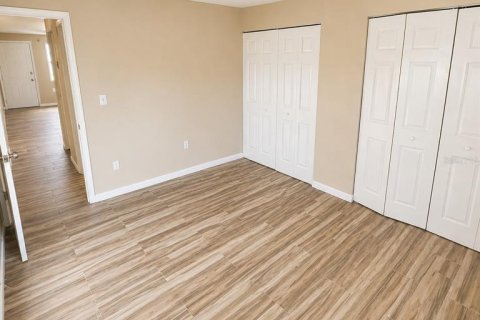 Copropriété à louer à Clearwater, Floride: 1 chambre, 46.45 m2 № 2214097 - photo 8