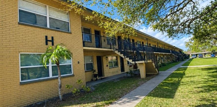 Condo à Clearwater, Floride, 1 chambre  № 2214097
