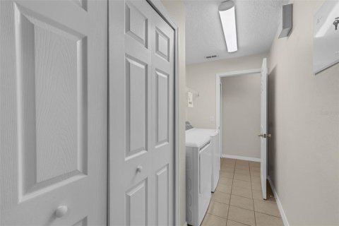 Villa ou maison à vendre à Oviedo, Floride: 4 chambres, 240.34 m2 № 1823345 - photo 22