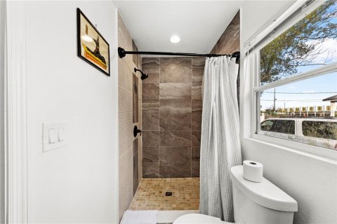 Immobilier commercial à vendre à Tampa, Floride: 4 chambres, 232.26 m2 № 2389321 - photo 28