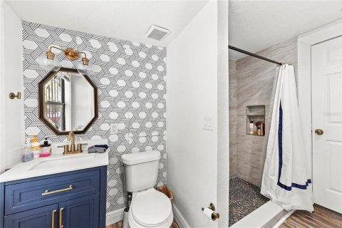 Immobilier commercial à vendre à Tampa, Floride: 4 chambres, 232.26 m2 № 2389321 - photo 13