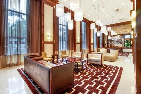 Condo in Miami Beach, Florida, 1 bedroom  № 1923382 - photo 15