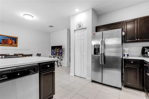 Touwnhouse à vendre à Homestead, Floride: 3 chambres, 164.44 m2 № 1693154 - photo 10