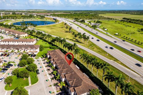 Touwnhouse à vendre à Homestead, Floride: 3 chambres, 164.44 m2 № 1693154 - photo 29