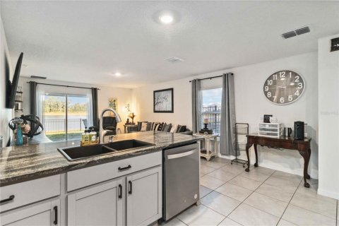 Casa en venta en Bradenton, Florida, 3 dormitorios, 139.73 m2 № 1634413 - foto 12