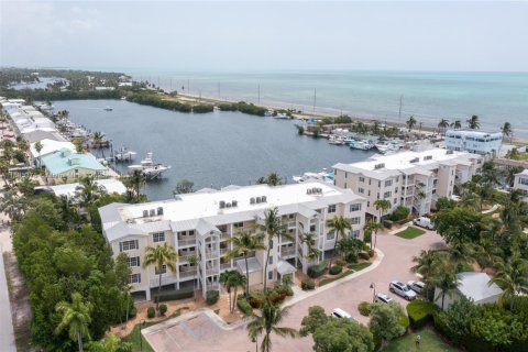 Condo in Islamorada, Village of Islands, Florida, 2 bedrooms № 1940895 - photo 7