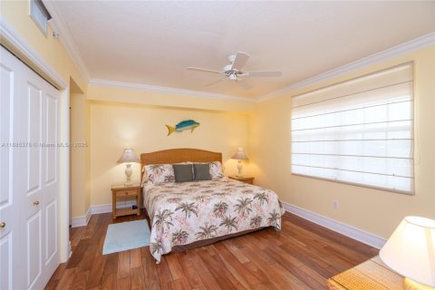 Condo in Islamorada, Village of Islands, Florida, 2 bedrooms № 1940895 - photo 10