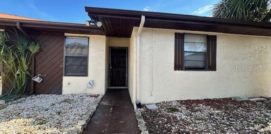 Condo à Port Richey, Floride, 2 chambres  № 1544092