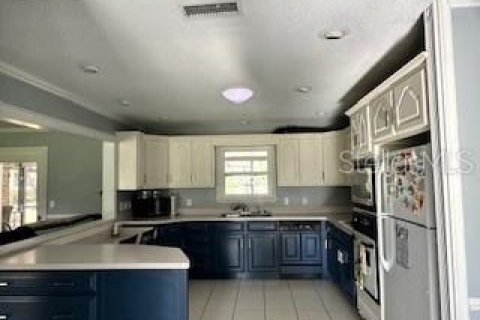 Villa ou maison à louer à Dunnellon, Floride: 3 chambres, 184.04 m2 № 1857895 - photo 3