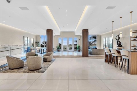 Купить кондоминиум в Майами, Флорида 1 спальня, 72.46м2, № 2032098 - фото 17