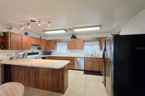House in Okeechobee, Florida 2 bedrooms, 130.81 sq.m. № 1909201 - photo 8