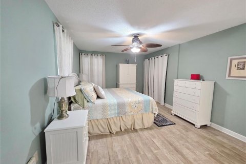 House in Okeechobee, Florida 2 bedrooms, 130.81 sq.m. № 1909201 - photo 26