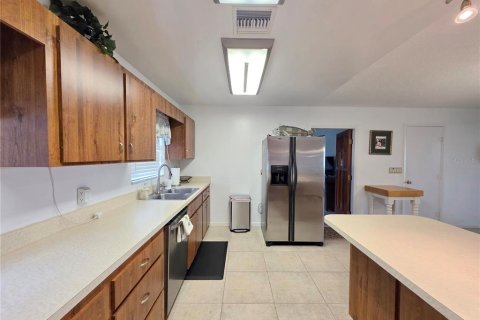 House in Okeechobee, Florida 2 bedrooms, 130.81 sq.m. № 1909201 - photo 9