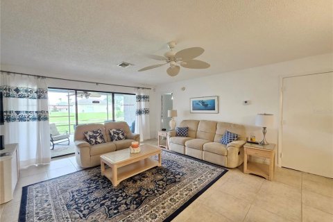 House in Okeechobee, Florida 2 bedrooms, 130.81 sq.m. № 1909201 - photo 15