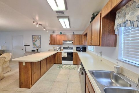 House in Okeechobee, Florida 2 bedrooms, 130.81 sq.m. № 1909201 - photo 6