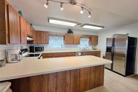House in Okeechobee, Florida 2 bedrooms, 130.81 sq.m. № 1909201 - photo 7