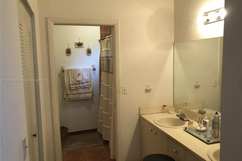 Casa en venta en Homestead, Florida, 3 dormitorios, 159.33 m2 № 1955335 - foto 15