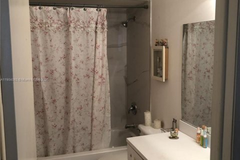 Купить виллу или дом в Хомстед, Флорида 3 спальни, 159.33м2, № 1955335 - фото 6