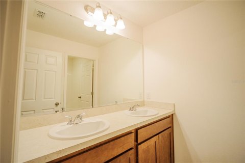 Touwnhouse à louer à Kissimmee, Floride: 4 chambres, 174.28 m2 № 2114694 - photo 12