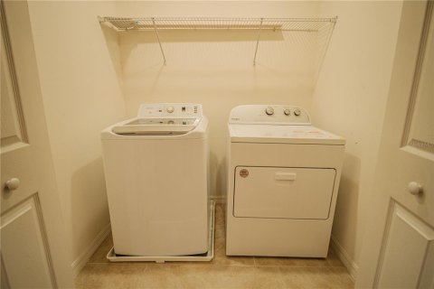 Touwnhouse à louer à Kissimmee, Floride: 4 chambres, 174.28 m2 № 2114694 - photo 13