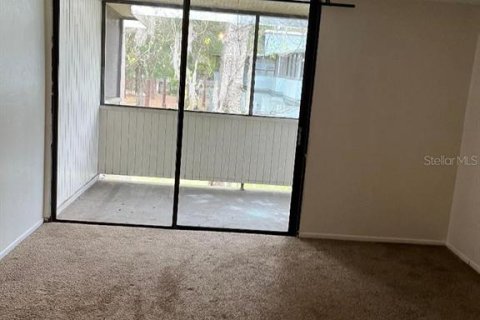 Condominio en venta en Gainesville, Florida, 2 dormitorios, 120.03 m2 № 1148542 - foto 9