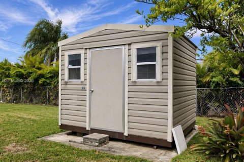 Casa en venta en Miami, Florida, 3 dormitorios, 98.29 m2 № 2058517 - foto 8