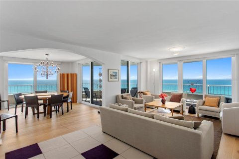 Condo in Longboat Key, Florida, 3 bedrooms № 2155694 - photo 9