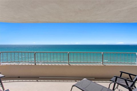 Condo in Longboat Key, Florida, 3 bedrooms № 2155694 - photo 19