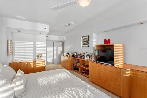 Condo in Longboat Key, Florida, 3 bedrooms № 2155694 - photo 21