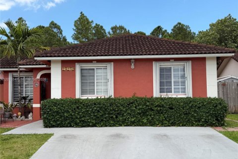 Casa en Miami, Florida 4 dormitorios, 135.54 m2 № 2090779