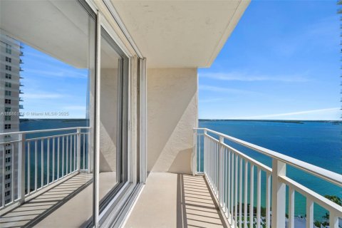 Купить кондоминиум в Майами, Флорида 1 спальня, 62.62м2, № 1933707 - фото 10