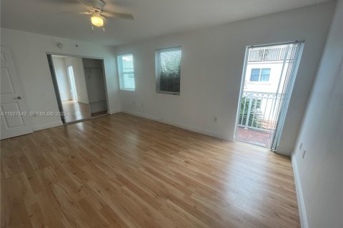 Adosado en venta en Hollywood, Florida, 3 dormitorios, 252.97 m2 № 1987905 - foto 30