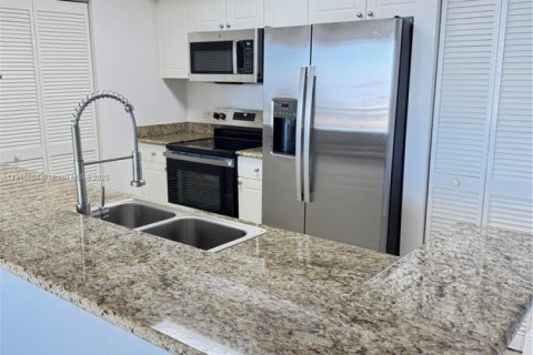 Condominio en venta en Aventura, Florida, 2 dormitorios, 109.16 m2 № 2016271 - foto 11